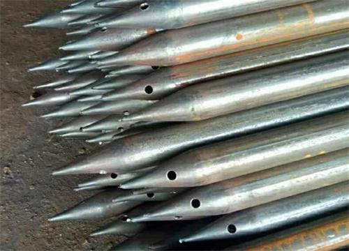 兴化隧道钢花管现货